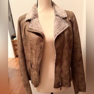 Women's Faux Suede Jacket with Shearling Collar